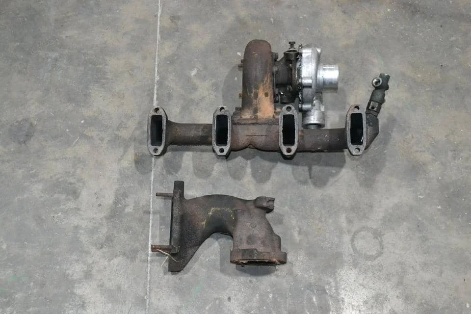 Turbolader mit Abgaskrümmer für Deutz-Motor BF4L 913/Deutz 4.51, 4.71